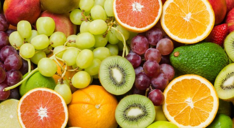 Deretan buah tinggi vitamin C melenihi buah jeruk.