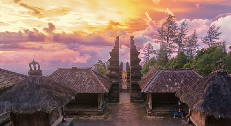 Pemandangan di Candi Cetho, pesona eksotis di Karanganyar Jawa Tengah.
