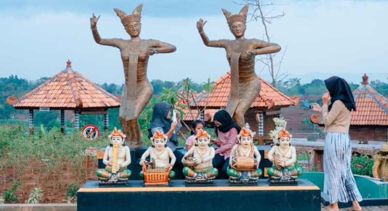 Tempat wisata di Wonogiri - Tempat wisata baru bernama Kitagawa Pesona Bali atau Kampung Bali di Wonogiri, Jawa Tengah.