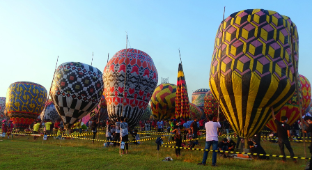 Tradisi Balon Udara