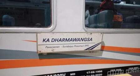 Kereta Api Dharmawangsa