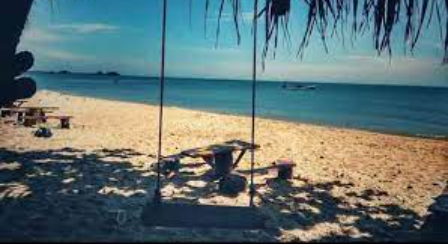 Pantai Bondo adalah salah satu pantai yang terkenal di Indonesia. Pantai Bondo berlokasi di daerah Jepara