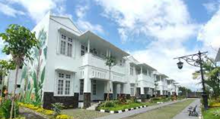Azhima Resort and Hotel merupakan sebuah resort yang terletak di Jalan Embarkasi H. No. 24, Ngemplak, Gagaksipat, Kabupaten Boyolali, Jawa Tengah.