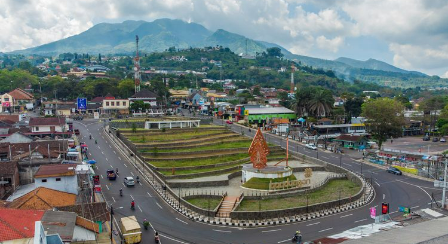 foto alun-alun Bandungan, Kabupaten Semarang, Jawa Tengah 