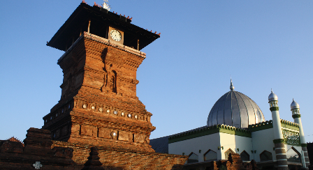 menara dan masjid menara kudus