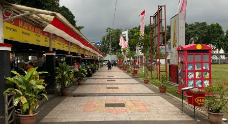foto alun-alun Magelang di depan tempat Kuliner