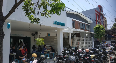 Jatinangor House Semarang