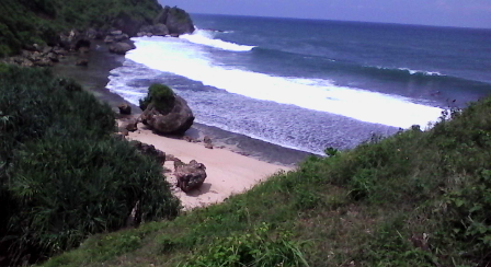 Pantai Kali Mirah
