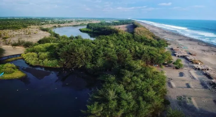 Pantai Laguna Lembupurwo