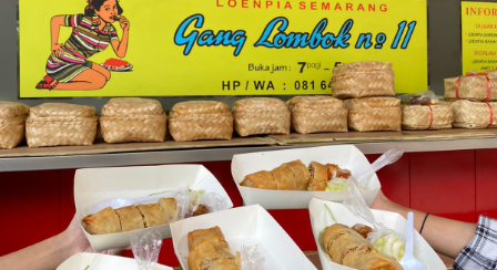 Kuliner ikonik Semarang, Loenpia Gang Lombok. Sudah coba?