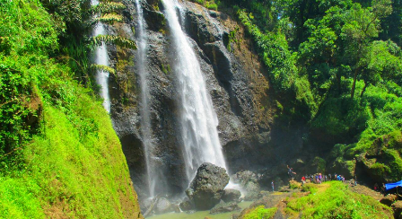 Pesona air terjun di Kendal