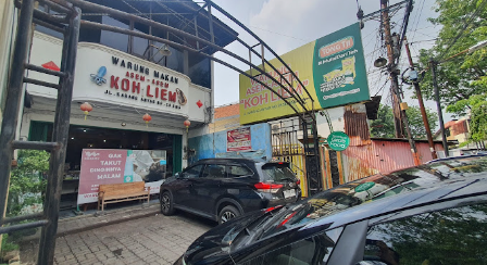 Warung Asem Asem Koh Liem