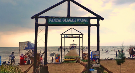 Keindahan Alam di Pantai Glagah Wangi Istambul Demak