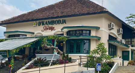 D’Kambodja Heritage Dapur Ndeso Anne Avantie