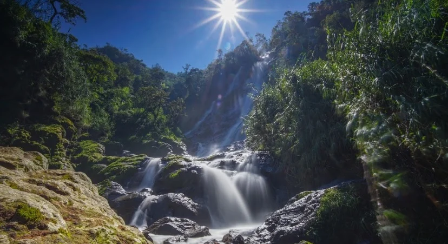 Indahnya Panorama Air Terjun Sikarim