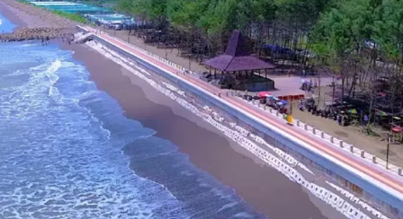 pantai kemiren