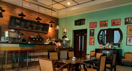 Kayu Manis Coffee & Steak