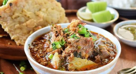 Semangkuk Soto Tauto Pekalongan, Ikon Kuliner Perpaduan Rasa Nusantara