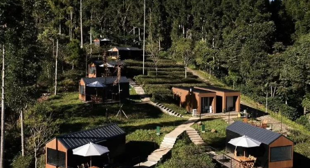 Menikmati indahnya panorama pegunungan dan udara segar di Sigembok Hill Bawang, destinasi alam yang menenangkan hati.
