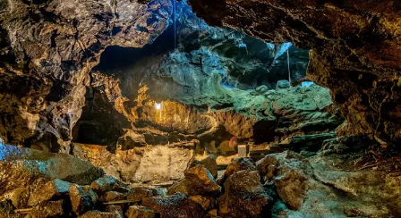 Goa Lawa Mantingan merupakan salah satu objek goa yang tercatat dalam kawasan karst Kabupaten Rembang.