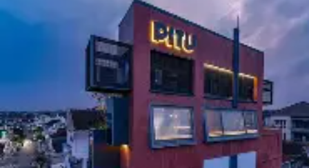 Hotel selebar 2,8 meter? ?  Namanya PituRooms, hotel unik di Salatiga yang punya bangunan super ramping tapi tetap punya 7 kamar dan berbagai fasilita