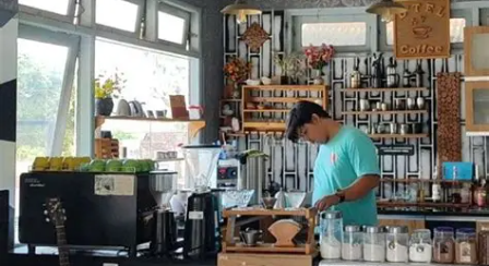 Kafe Kartini Temanggung : Tempat Kuliner Inklusif yang Memperdayakan Penyandang Disabilitas
